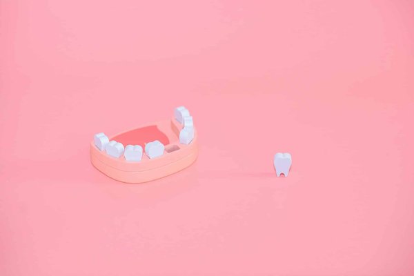 Quelles sont les options pour remplacer les dents manquantes à LaSalle ?